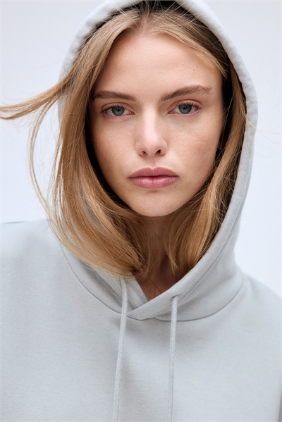 Топ с капюшоном 0456163205