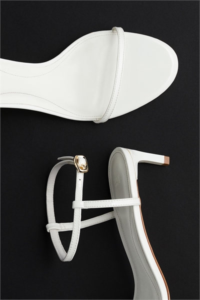 Сандалии с ремешками на каблуке 1281680002