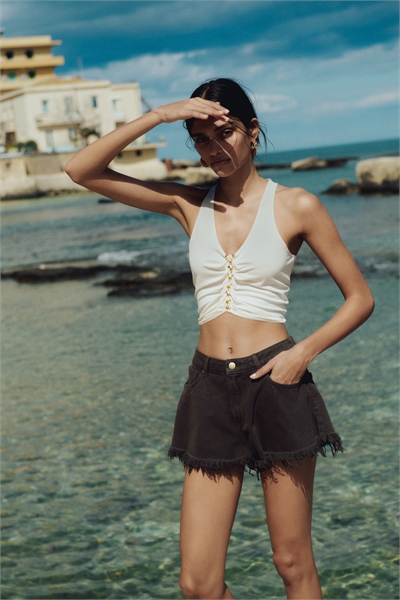 Топ с отделкой тесьмой 1293591005