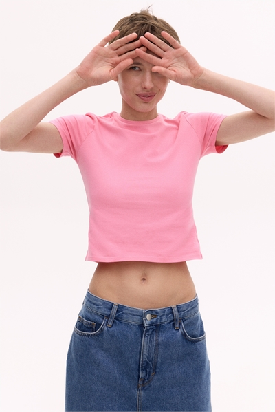 Короткая футболка 1290218010