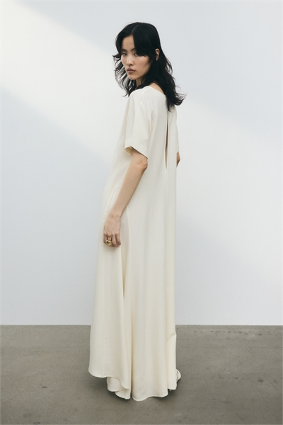 Платье с рукавами-бабочками 1291608001