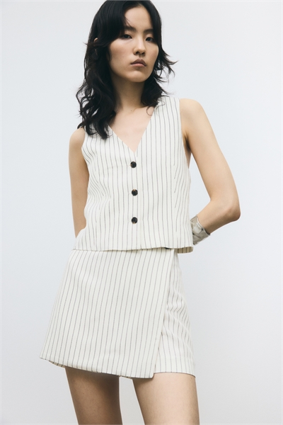 Короткая юбка 1288135001