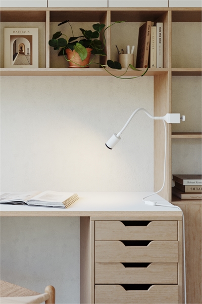 Led-спот с зажимом и вилкой 1318556001