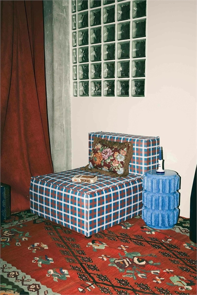 Шезлонг Harper 1318577001