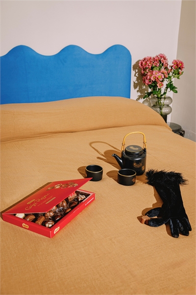 Волнистое мягкое изголовье с волнообразной формой 1318992001