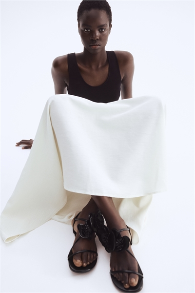 Сандалии с аппликацией на ремешках 1274482001