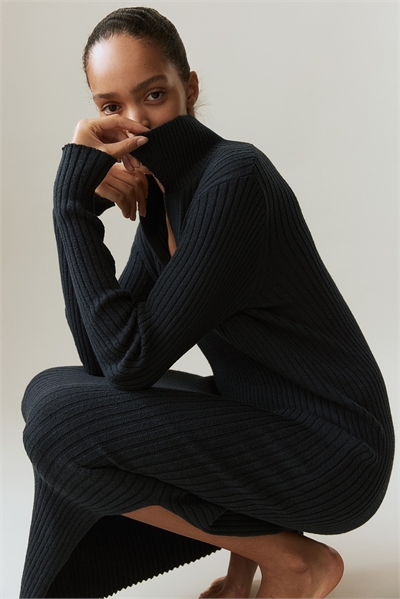 Платье с воротником из ребристого трикотажа 1265899001