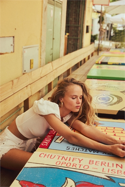 Топ без плеч с пуховыми рукавами 1296397002