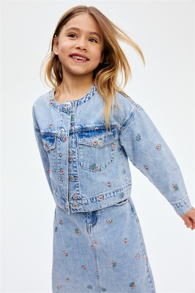 Джинсовая куртка с вышивкой 1298669001