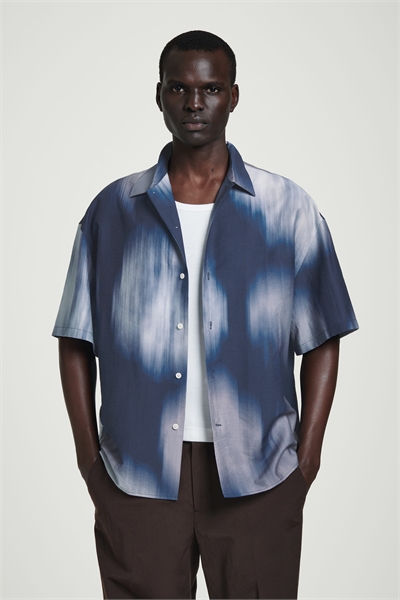 Расслабленная курортная рубашка с короткими рукавами и принтом 1282012002