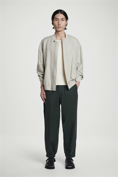 Эластичные зауженные брюки 1256078002