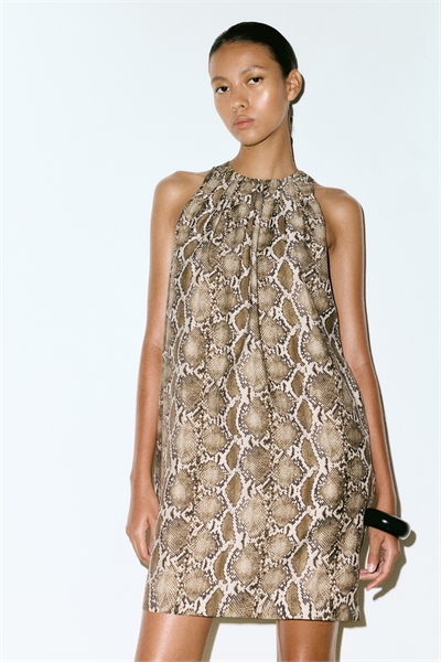 Платье-футляр 1290440003