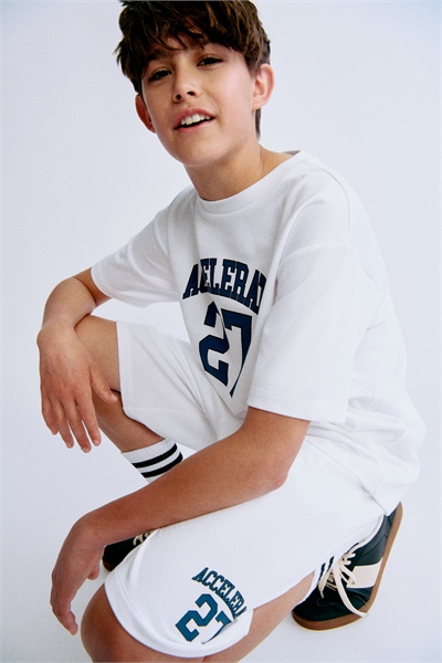 Комплект из двух частей - футболки и шорт 1293261002