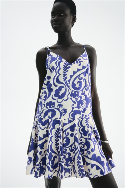 Платье с расклешенной юбкой 1301867002