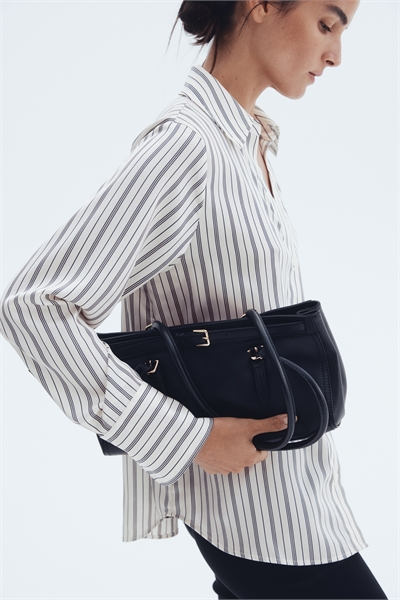 Блузка с V-образным вырезом 0939703117