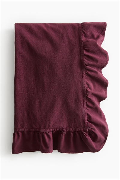 Скатерть с оборками 1284356002