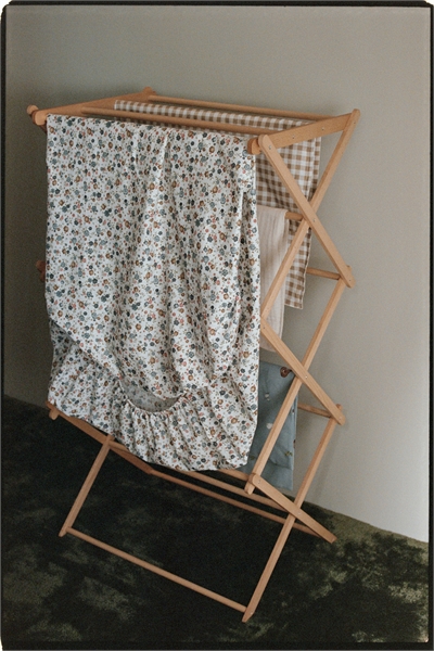 Простыня на резинке для детской кровати 0946616046