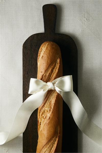 Длинная разделочная доска из дерева манго 1285704001