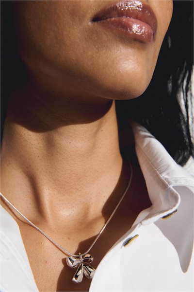 Ожерелье с подвеской в виде банта 1302823002