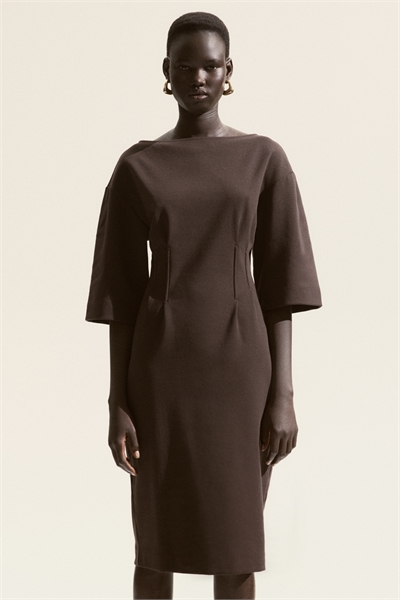 Платье-футболка с заниженной талией 1310927001