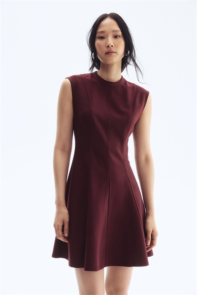 Мини-платье с расклешенной юбкой 1292918004