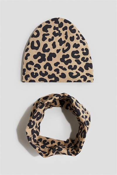 Комплект из двух частей: шапочка и шарф-труба 1237639004