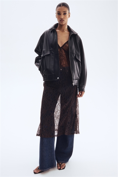 Кружевное платье на бретелях 1299865001