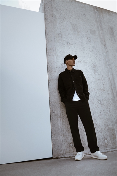 Хлопковые брюки Regular Fit артикул 1264533001