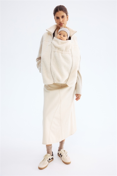 Плюшевая жилетка для ношения ребенка MAMA Before & After Babywearing 1300483001