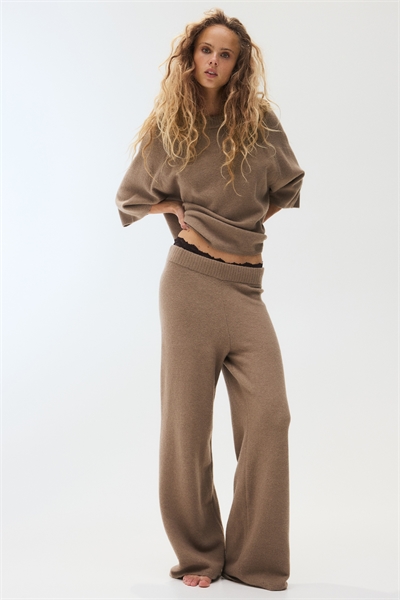 Брюки из тонкого трикотажа 1195870013