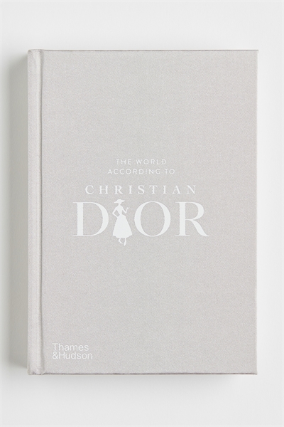 Книга "The World According to Christian Dior" 1145021001