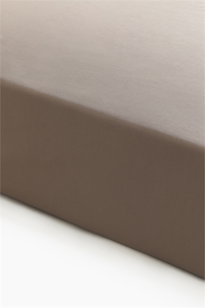 Сатиновая приталенная простыня 1234877003