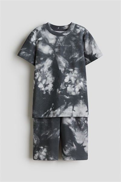 Комплект из двух частей: футболка и шорты 1269847003