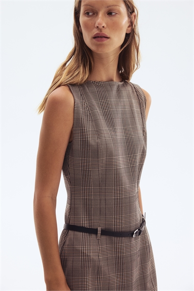 Мини-платье с поясом 1301111001