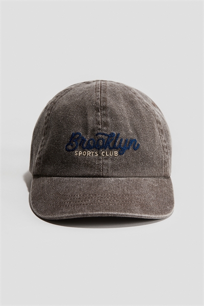 Кепка с узором из мотивов 1222595011