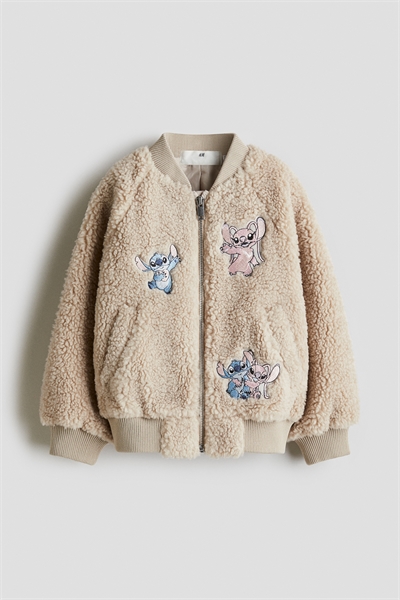 Куртка-бомбер из тедди с аппликацией 1236921005