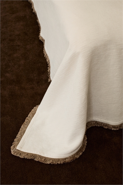 Покрывало с бахромой 1277481001