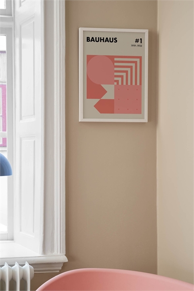 Красный постер с изображением геометрии Баухауса 1201628001