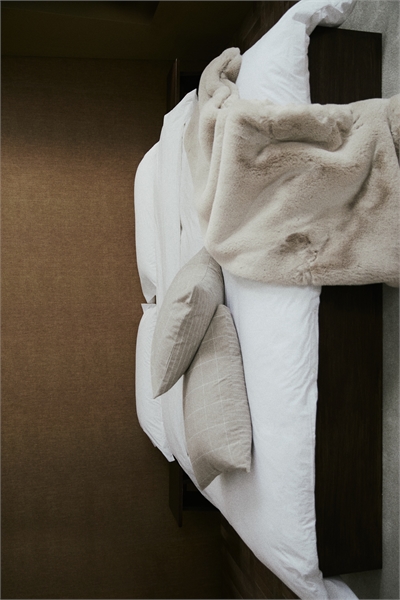 Пушистое одеяло 1298082001