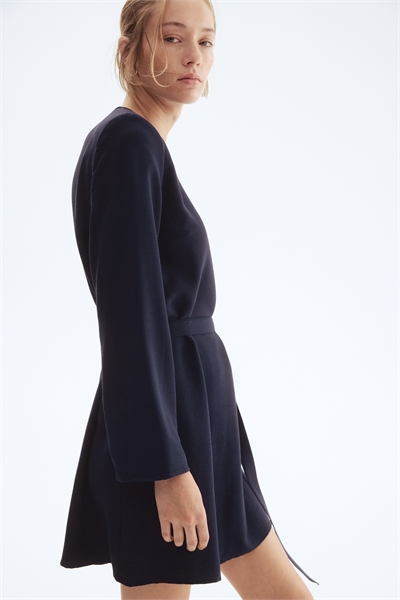 Платье с завязывающимся поясом 1309792002