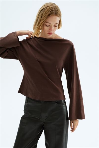 Хлопковый топ с вырезом-лодочкой 1301320003