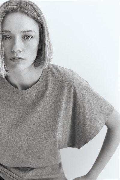 Футболка с рукавами-бабочками 1294172005