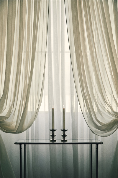 Маленький металлический подсвечник 1287904003