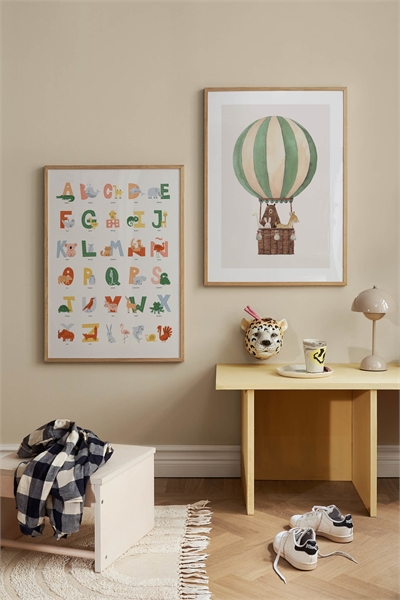 Плакат Полет на зеленом воздушном шаре 1210503001