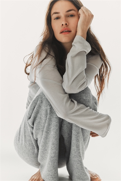 Брюки из тонкого трикотажа 1195870012