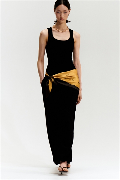 Шарф с узором 1229036057