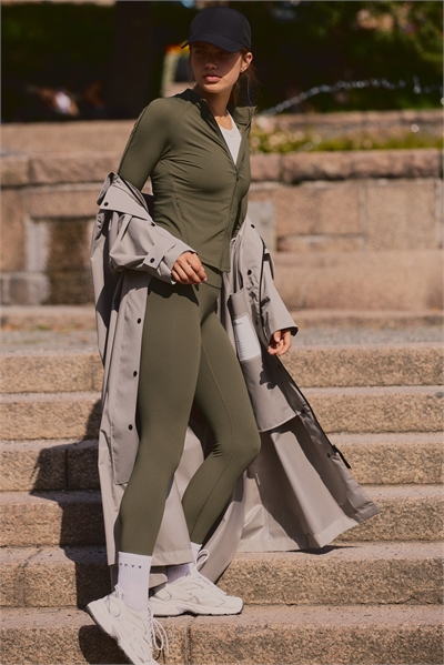 Спортивная куртка с Cool Handfeel DryMove™ 1297384004