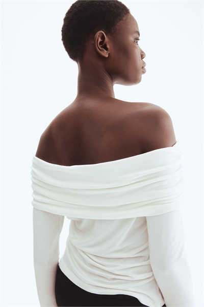 Топ без плеч 1301385002