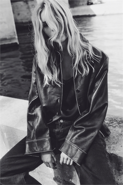 Кожаная куртка 1305375001