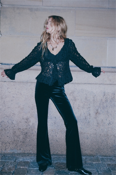 Расклешенные велюровые брюки 1303056001